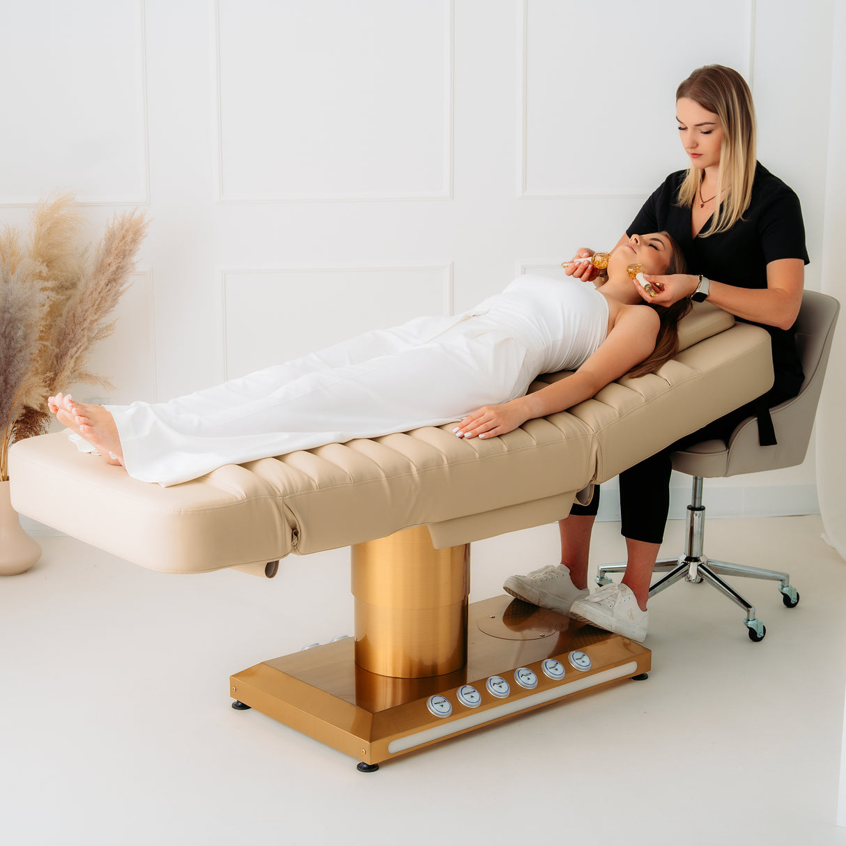 Pat cosmetic electric SPA | Ariana | Panou Control | Telecomandă Manuală | 3 motoare | Habys