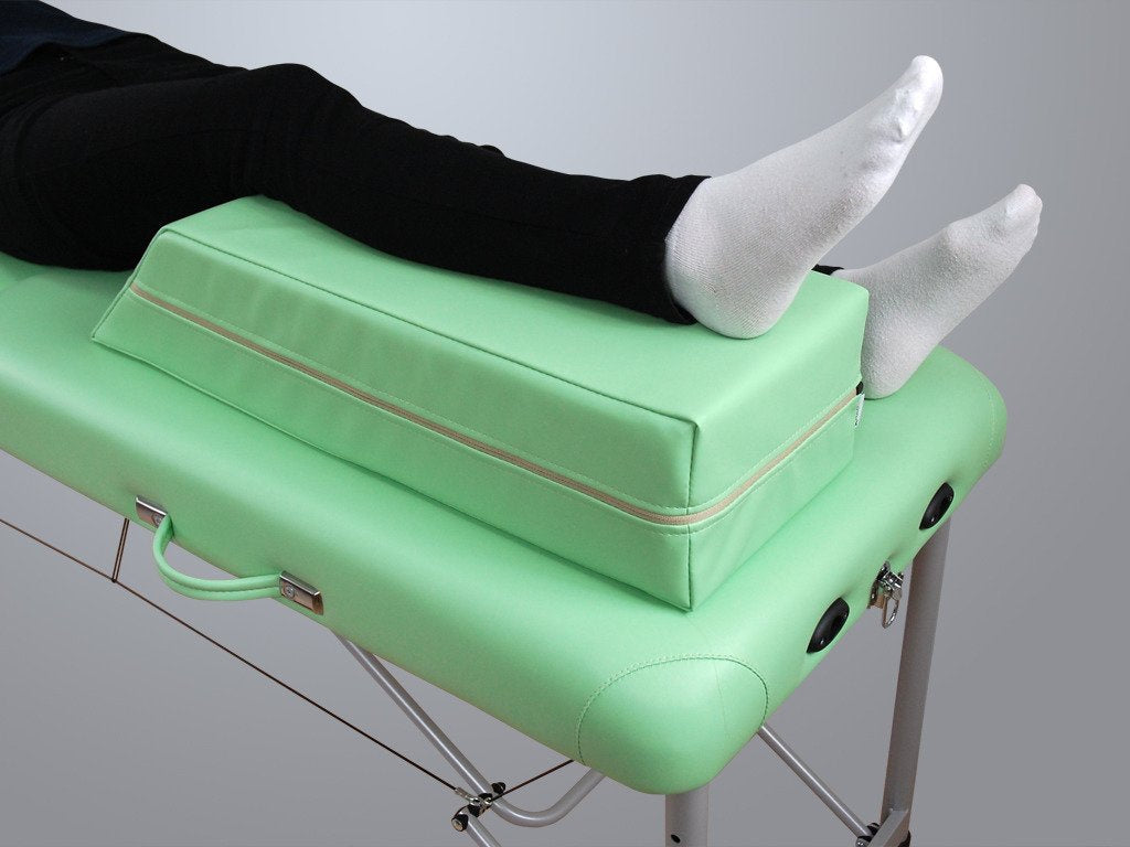 Pernă de poziționare tip pană pentru masaj 67/53x25x15 cm | Vinyl Flex