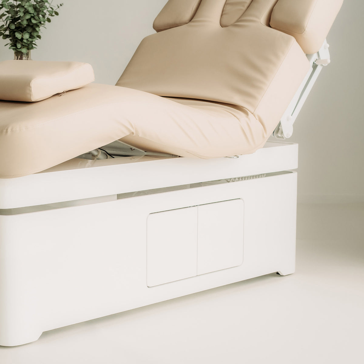 Pat cosmetic, SPA electric încălzit Vellia | 4 motoare | Garanție de 3 ani