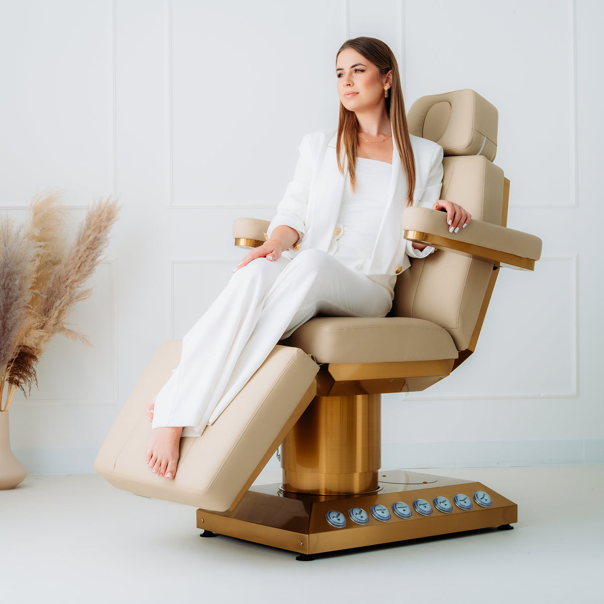 Fotoliu cosmetic electric încalzit Amber | Telecomandă manuală | Panou control | 4 motoare | Habys