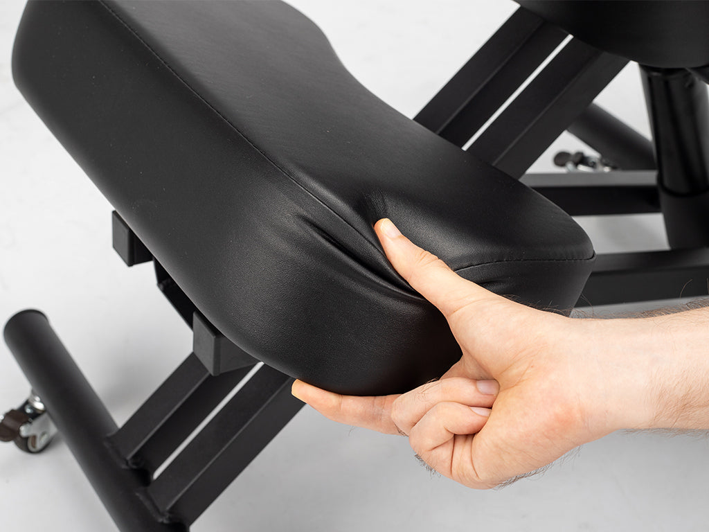 Scaun ergonomic cu sprijin pe genunchi | Ergo Pro