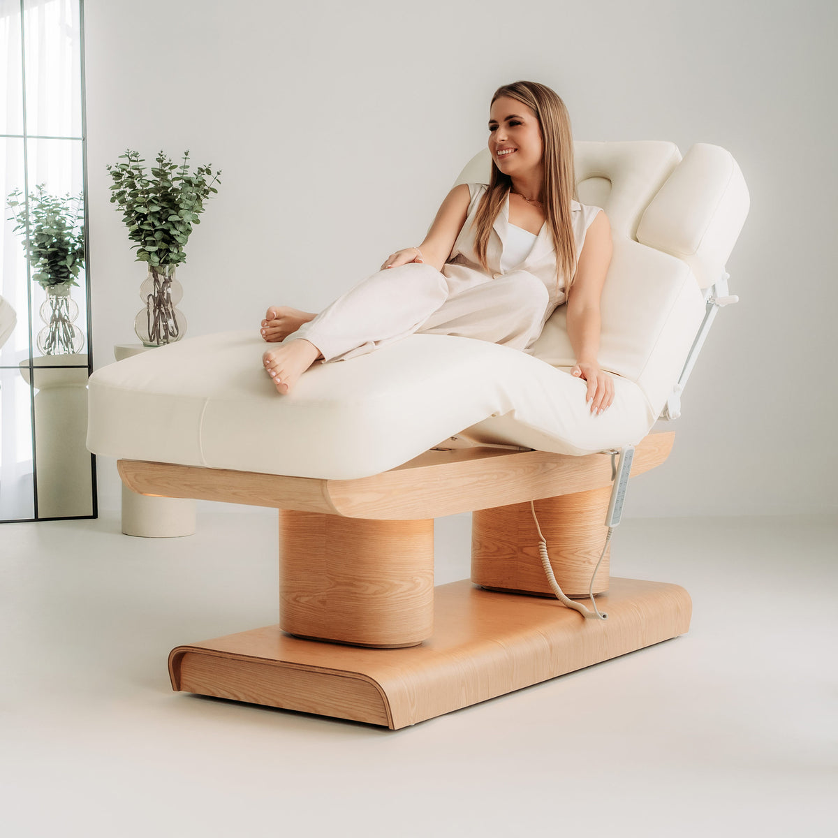 Pat cosmetic, SPA electric încălzit Melia | 4 motoare | Garanție de 3 ani