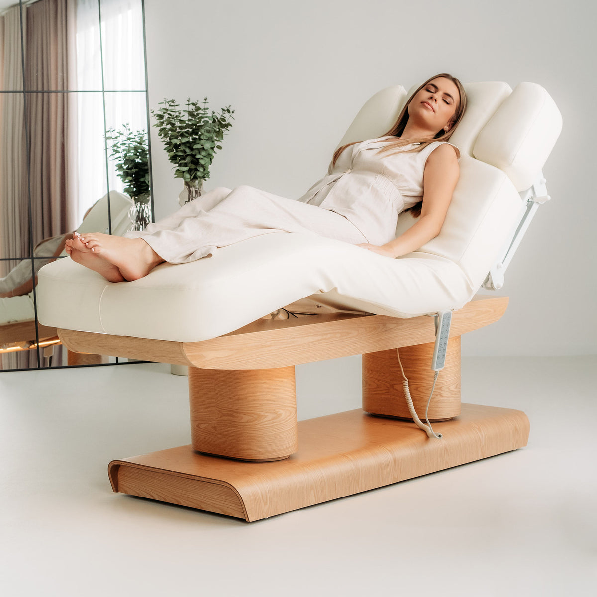 Pat cosmetic, SPA electric încălzit Melia | 4 motoare | Garanție de 3 ani