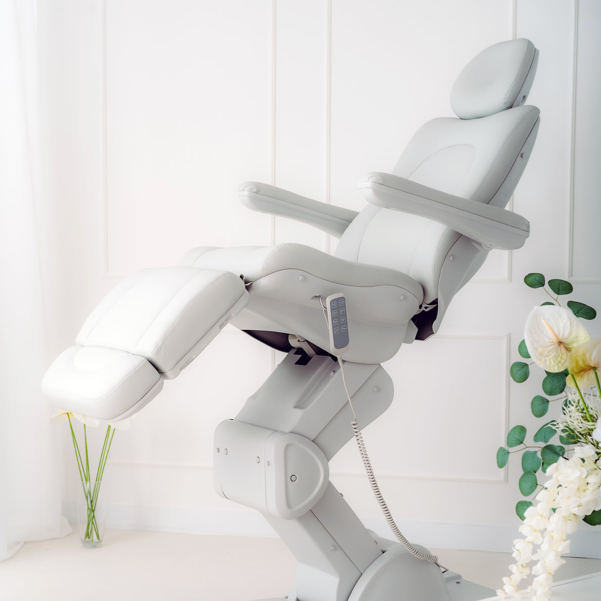 Fotoliu cosmetic electric Sorina PRO 5 | Telecomandă manuală | 5 motoare | 3 ani garanție!