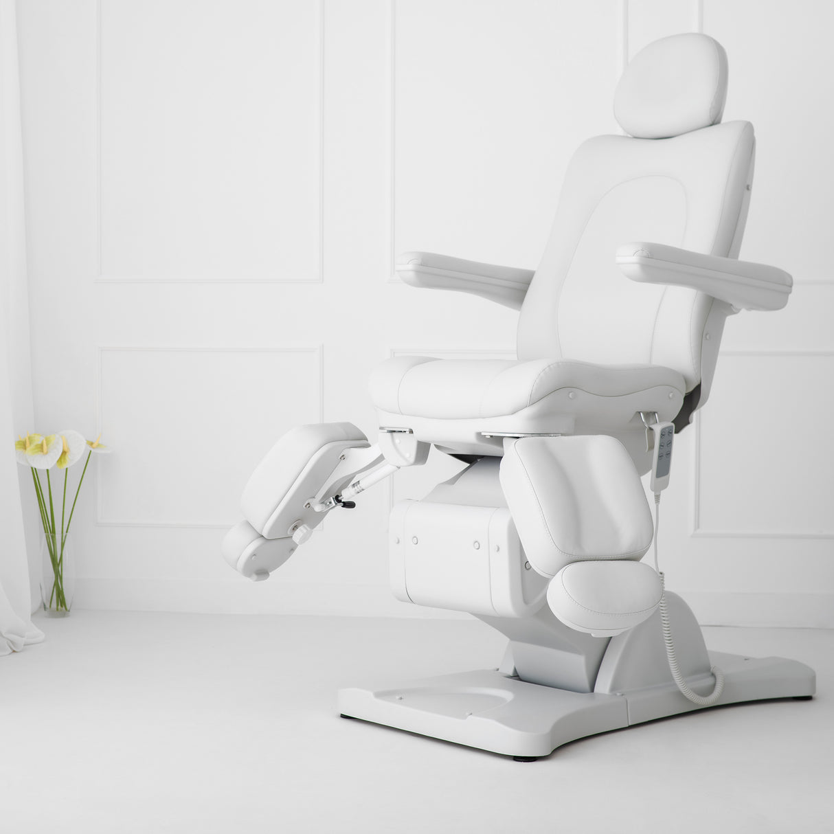 Fotoliu cosmetic electric Sorina PRO 7 | Telecomandă manuală | 4 motoare | 3 ani garanție!