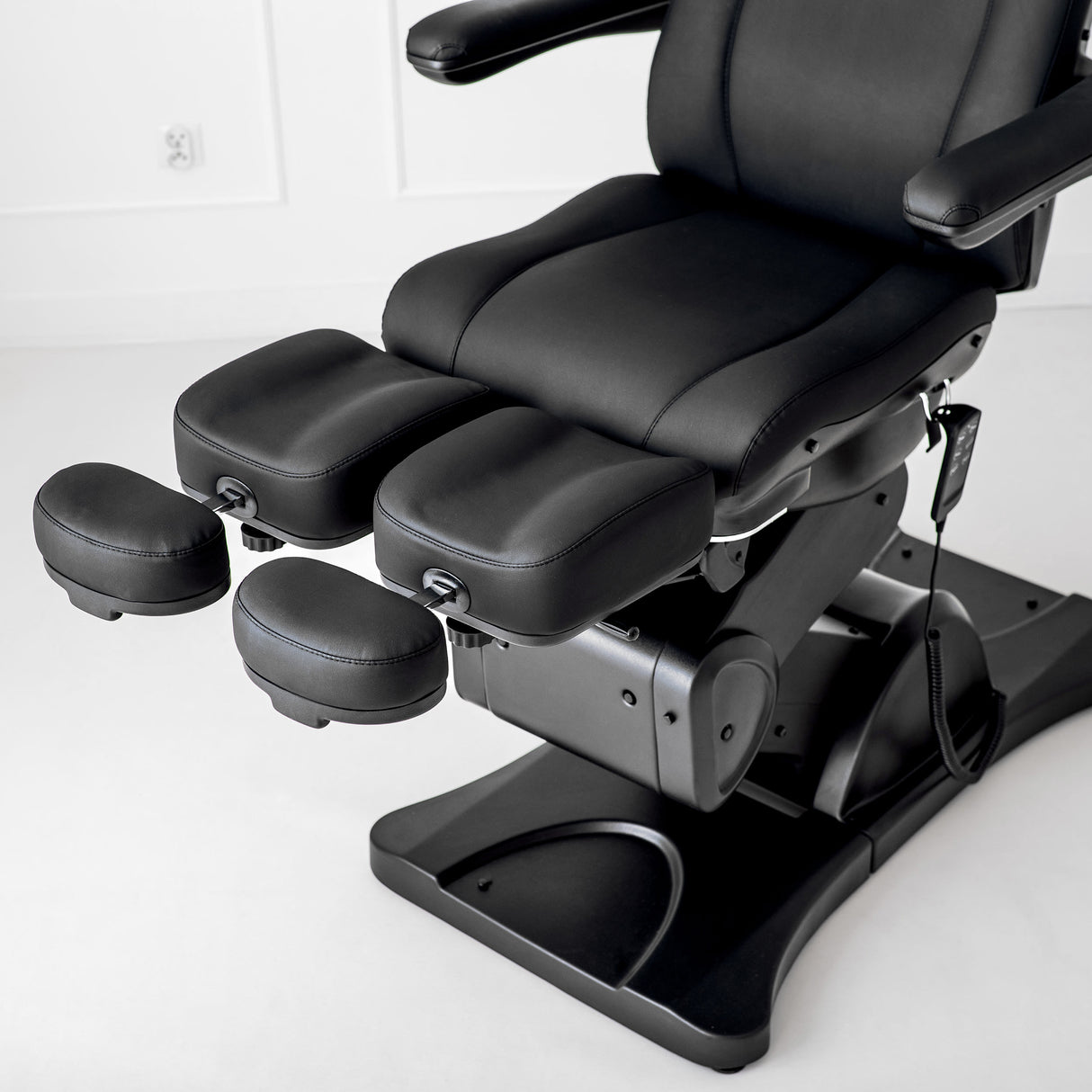 Fotoliu cosmetic electric Sorina PRO 7 | Telecomandă manuală | 4 motoare | 3 ani garanție!