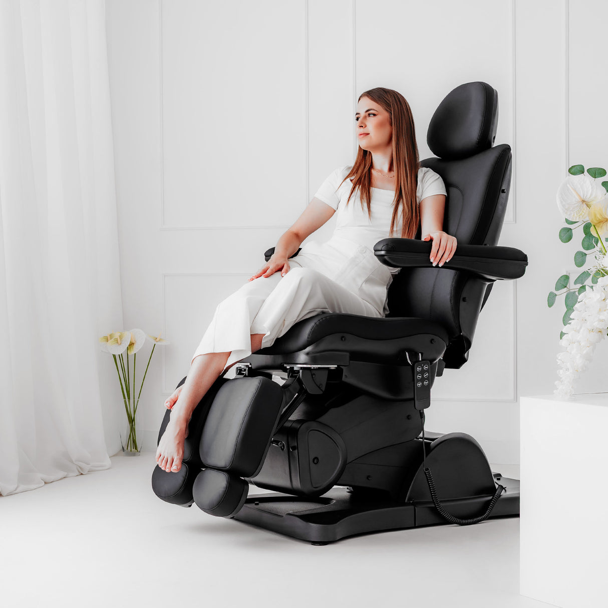 Fotoliu cosmetic electric Sorina PRO 7 | Telecomandă manuală | 4 motoare | 3 ani garanție!